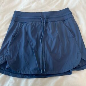 Travis Matthew tennis/golf skirt.  Brand new